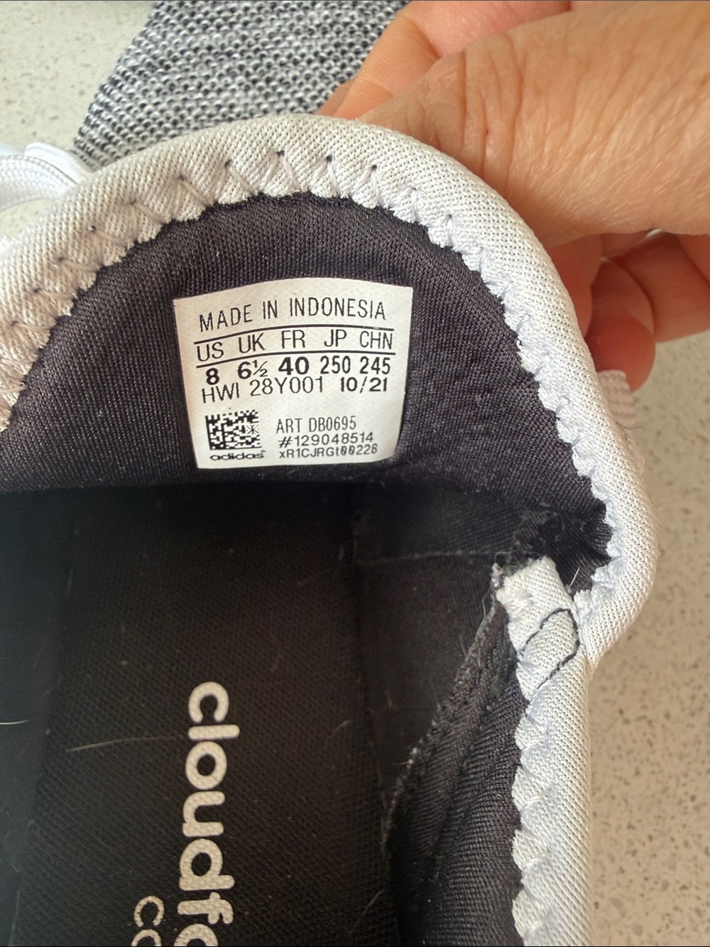 Adidas Cloudfoam size 8 - Picture 7 of 8